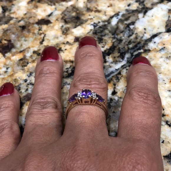 10k gold amethyst/diamonds ring - Picture 4 of 11